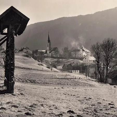 Edelweiss & Enzian - Gaestehaus Zum Fuchs *