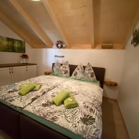 Edelweiss & Enzian - Gaestehaus Zum Fuchs شقة *