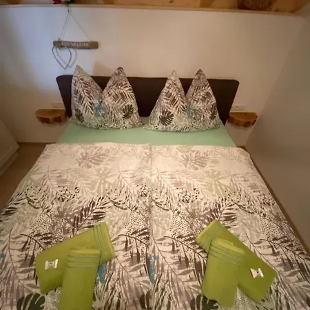 Edelweiss & Enzian - Gaestehaus Zum Fuchs هيرماجور