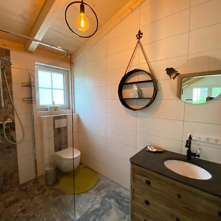 شقة Edelweiss & Enzian - Gaestehaus Zum Fuchs