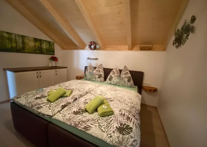 Edelweiss & Enzian - Gaestehaus Zum Fuchs Appartement *