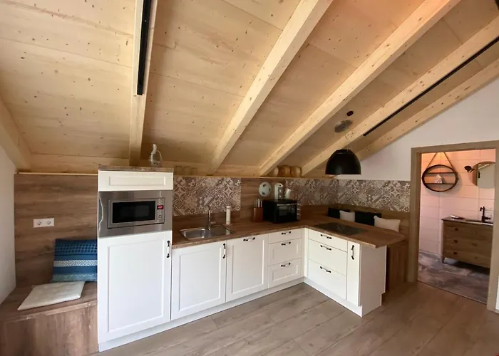 Edelweiss & Enzian - Gaestehaus Zum Fuchs *